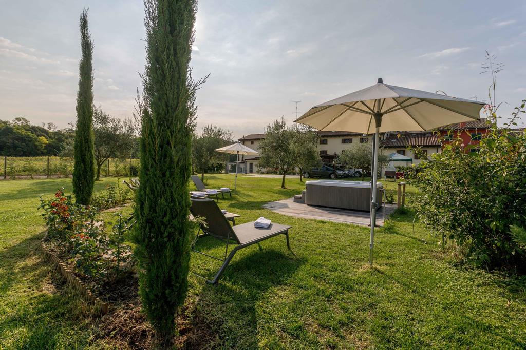 Agriturismo Al Tralcio Valeggio sul Mincio Εξωτερικό φωτογραφία