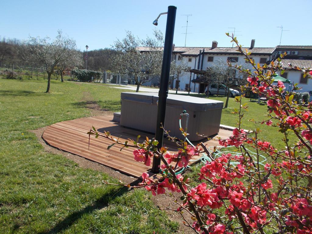 Agriturismo Al Tralcio Valeggio sul Mincio Εξωτερικό φωτογραφία