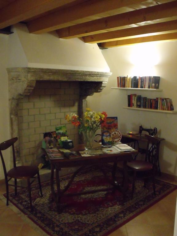 Agriturismo Al Tralcio Valeggio sul Mincio Εξωτερικό φωτογραφία